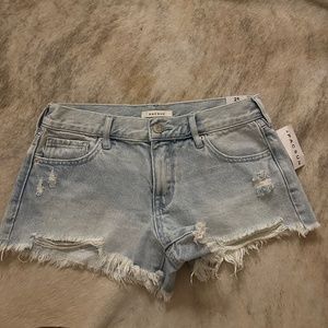 Low waisted PacSun shorts
